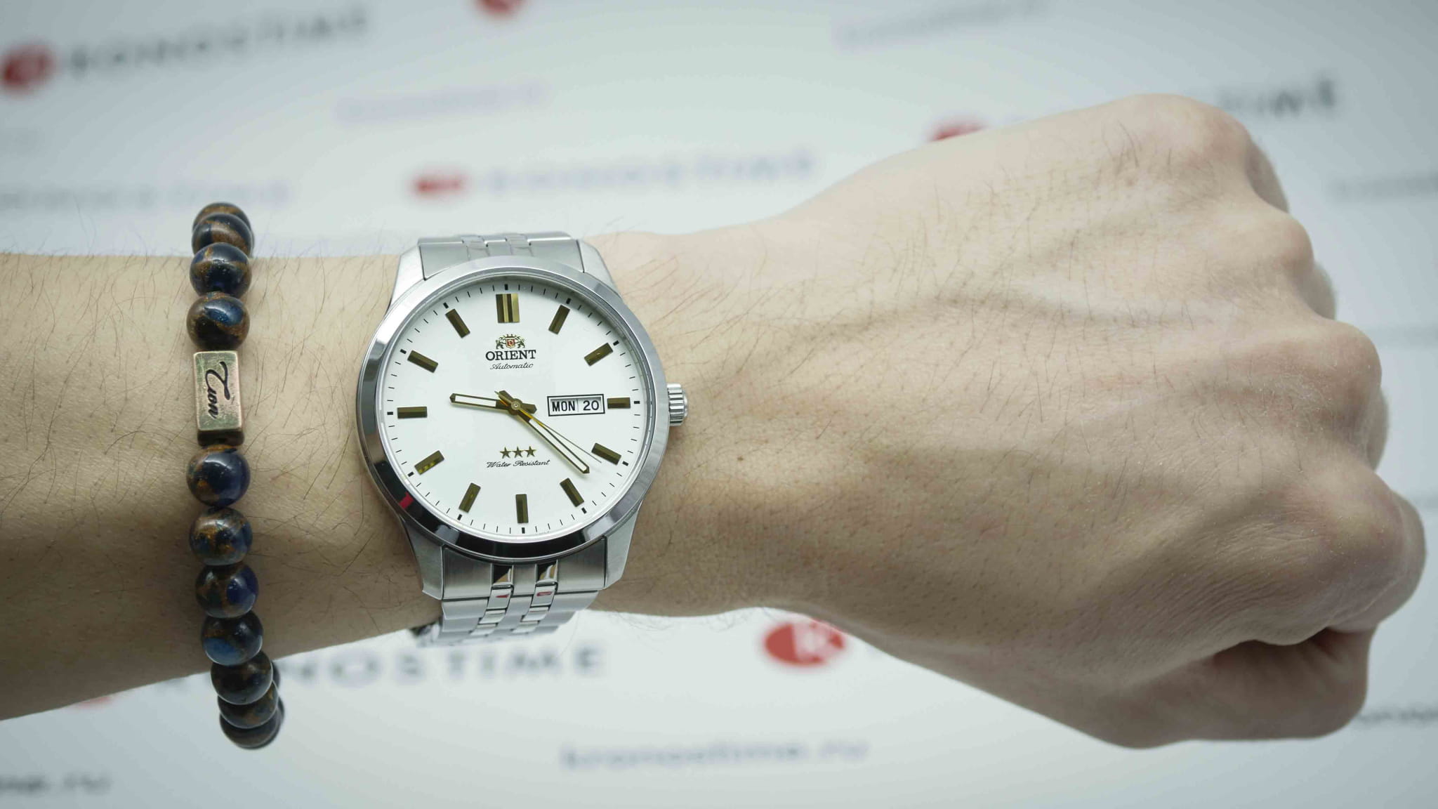 Orient Orient 3 Stars RA-AB0014S (RN-AB0014S) механические мужские часы часы крупный план белый циферблата